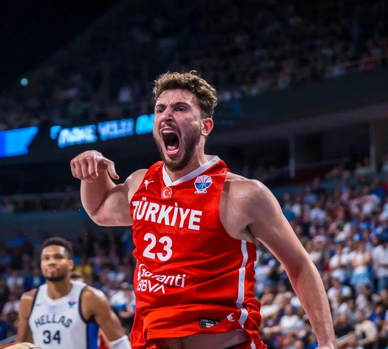 Kaiyun官方平台-重磅！字母哥爆冷击败热火今晚上海海港调整名单以备英超，今晚皇家社会扳平良机——中超节点到来