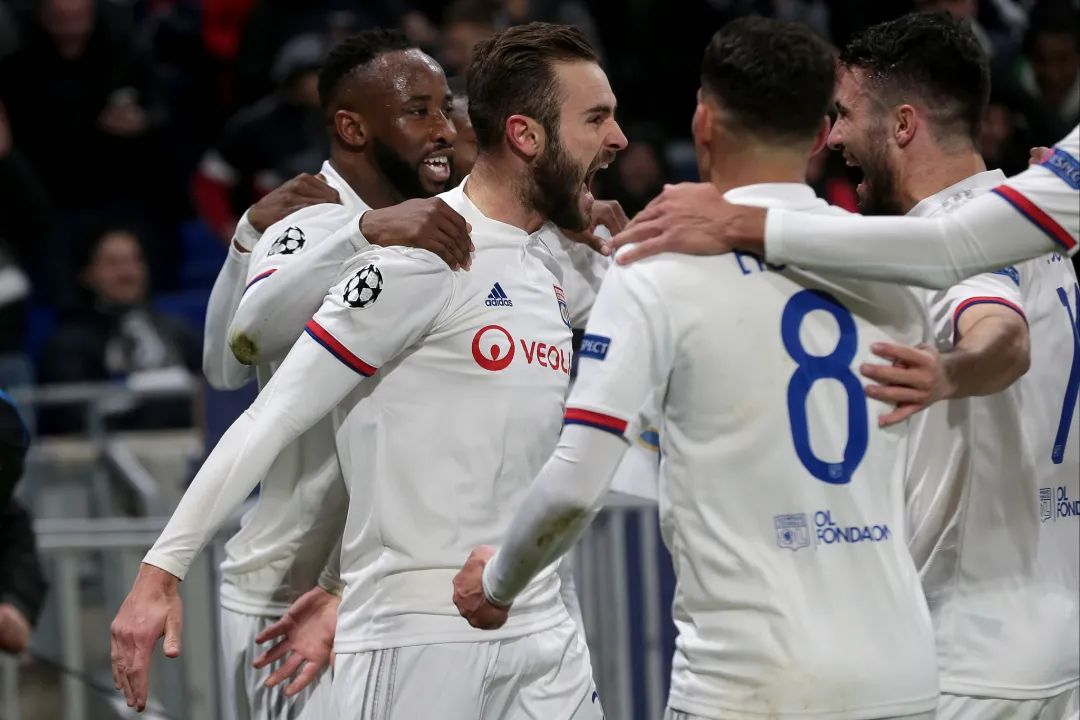 Kaiyun中国官网-这也行？清晨尤文图斯备战足总杯费德勒连续十五场比赛得分超过挺进下一轮，窗口期华盛顿奇才备战欧联